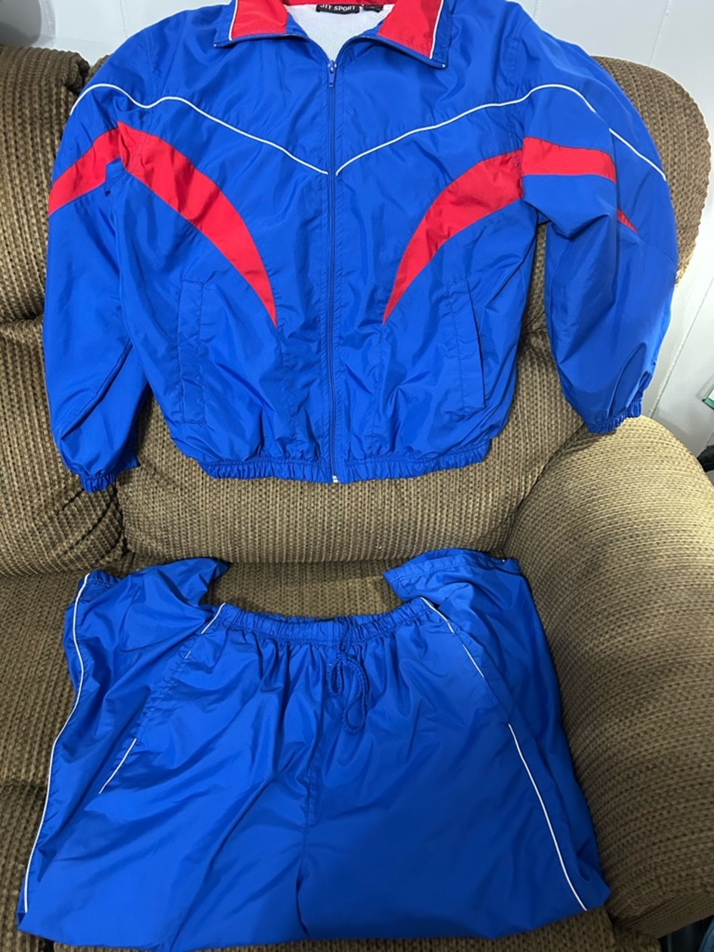 Womens  Blue and Red Windbreaker suite M